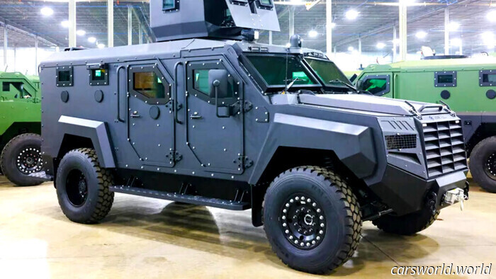 ICE ordina veicoli stranieri mentre «America First» volta lo sguardo dall'altra parte | Carscoops